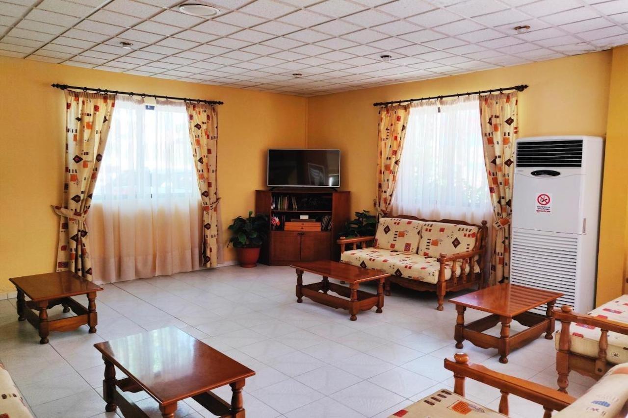 Titania Hotel Karpathos מראה חיצוני תמונה