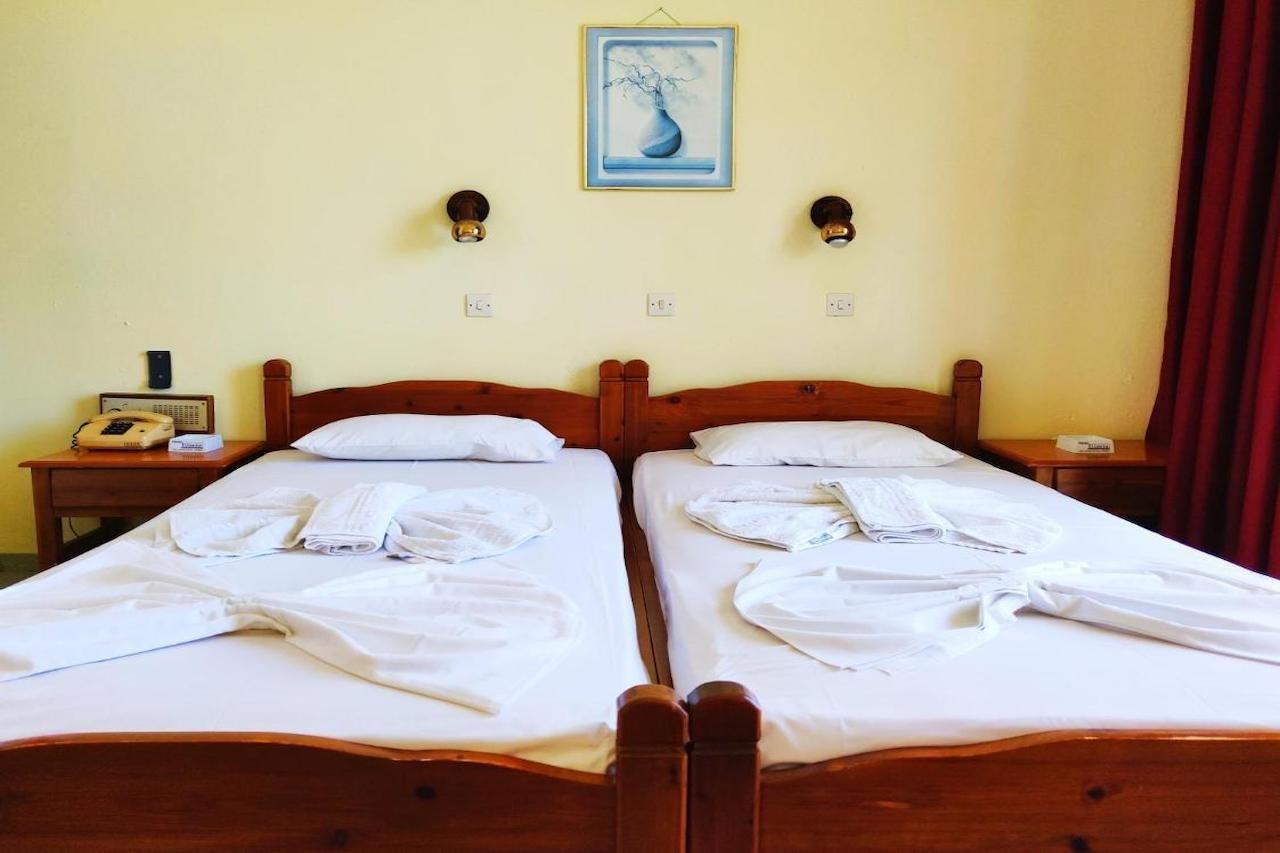 Titania Hotel Karpathos מראה חיצוני תמונה